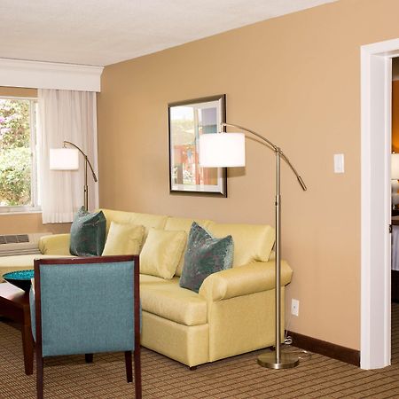 Best Western Palm Beach Lakes West Palm Beach Exterior photo