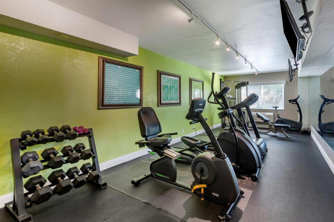 Best Western Palm Beach Lakes West Palm Beach Exterior photo