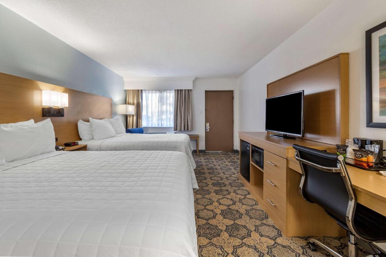 Best Western Palm Beach Lakes West Palm Beach Exterior photo