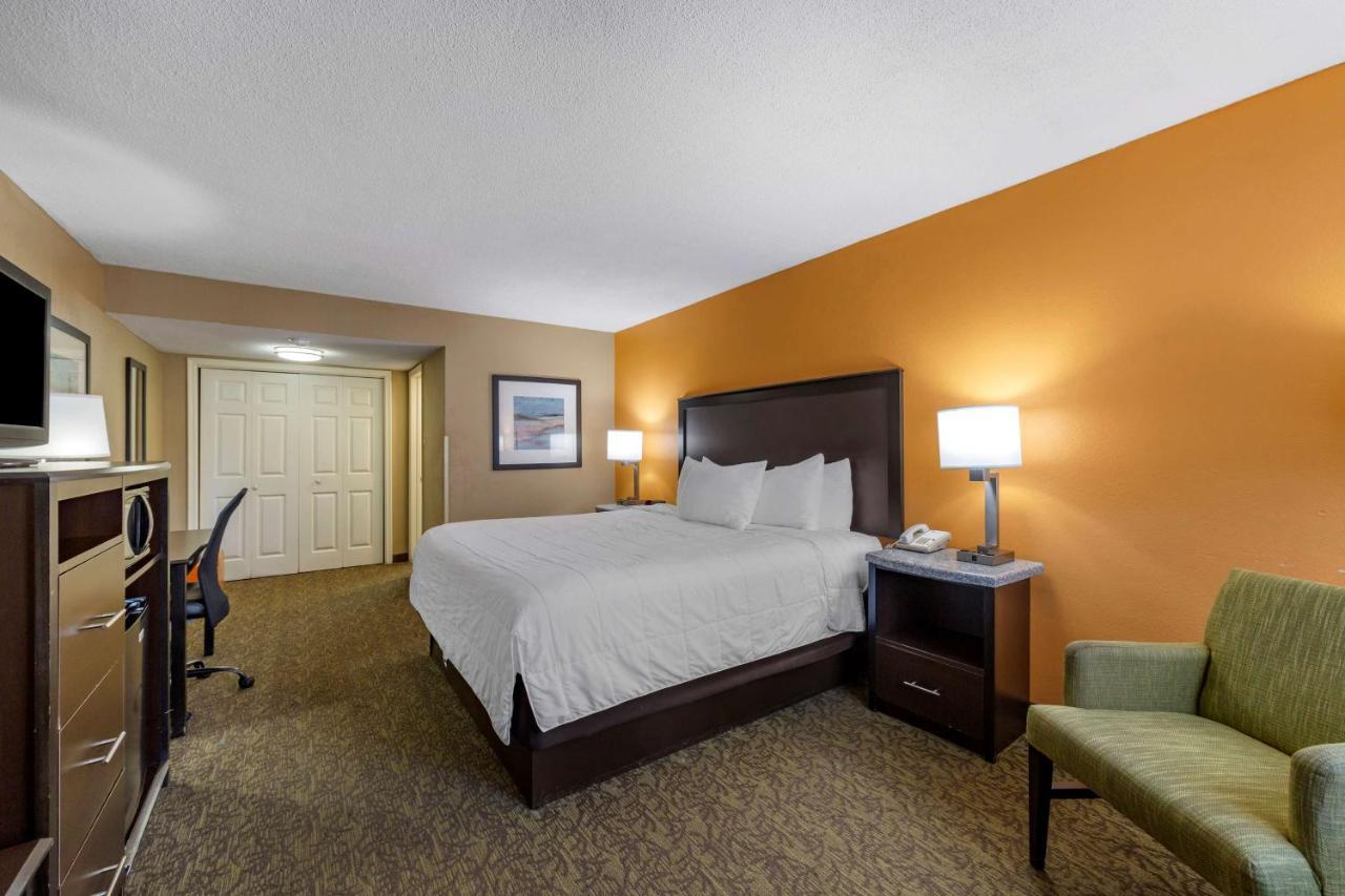 Best Western Palm Beach Lakes West Palm Beach Exterior photo