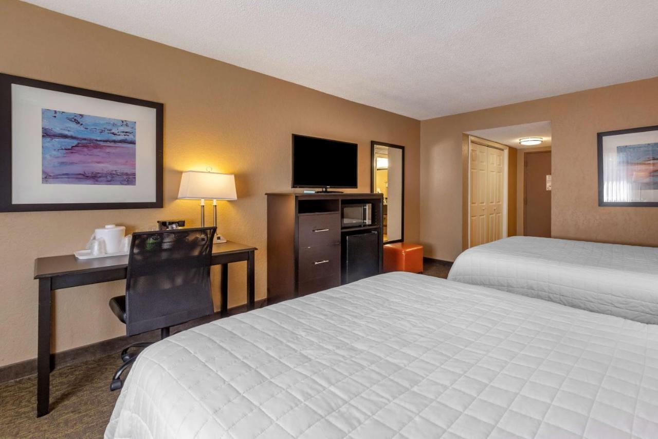 Best Western Palm Beach Lakes West Palm Beach Exterior photo